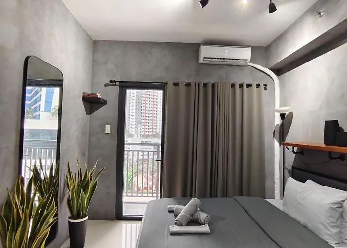 Relaxing Staycation With Free Coffee - Netflix * Manila