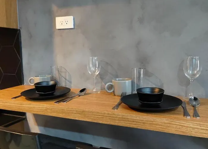 Relaxing Staycation With Free Coffee - Netflix Apartment *